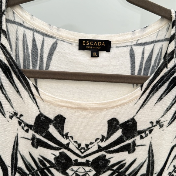 Escada sweater set - Picture 4 of 6